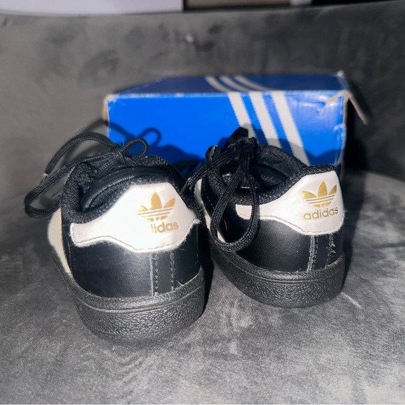 GUC | Toddler shoes size 8 | Adidas - Picture 3 of 12